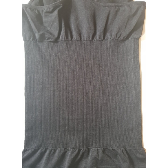 Marilyn Monroe Racerback Cami Shapewear - Picture 10 of 11